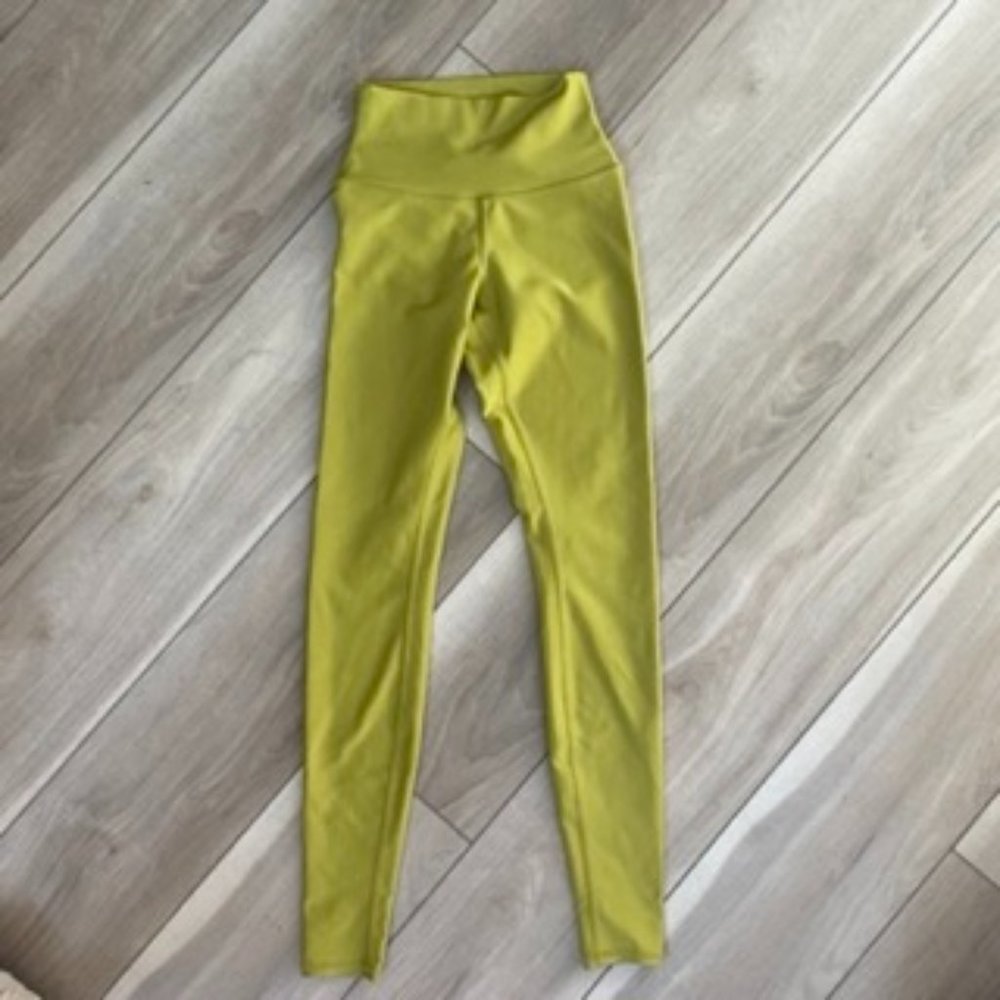 ALO YOGA High Waist Air Lift Legging Chartreuse